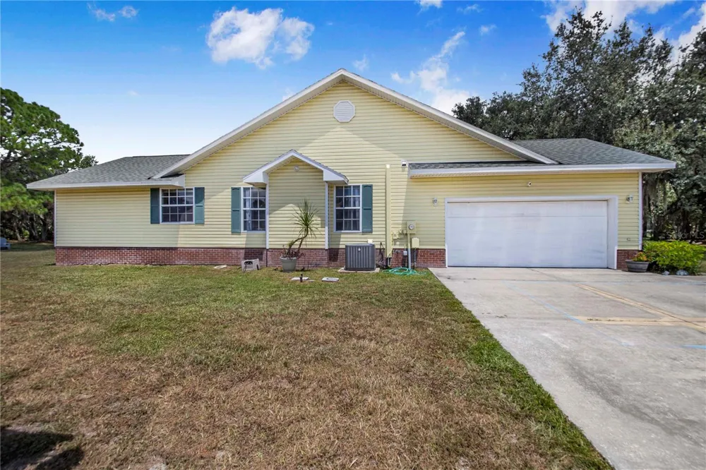 23 OAKWOOD RD Winter Haven, FL 33880