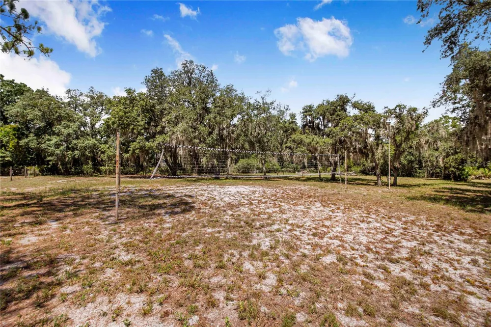 23 OAKWOOD RD Winter Haven, FL 33880