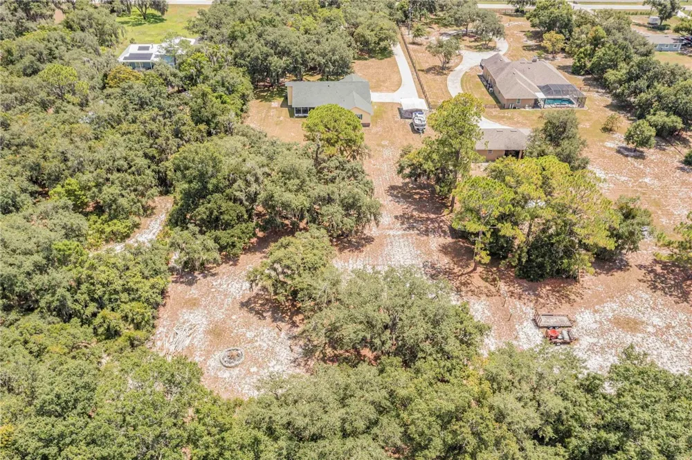 23 OAKWOOD RD Winter Haven, FL 33880
