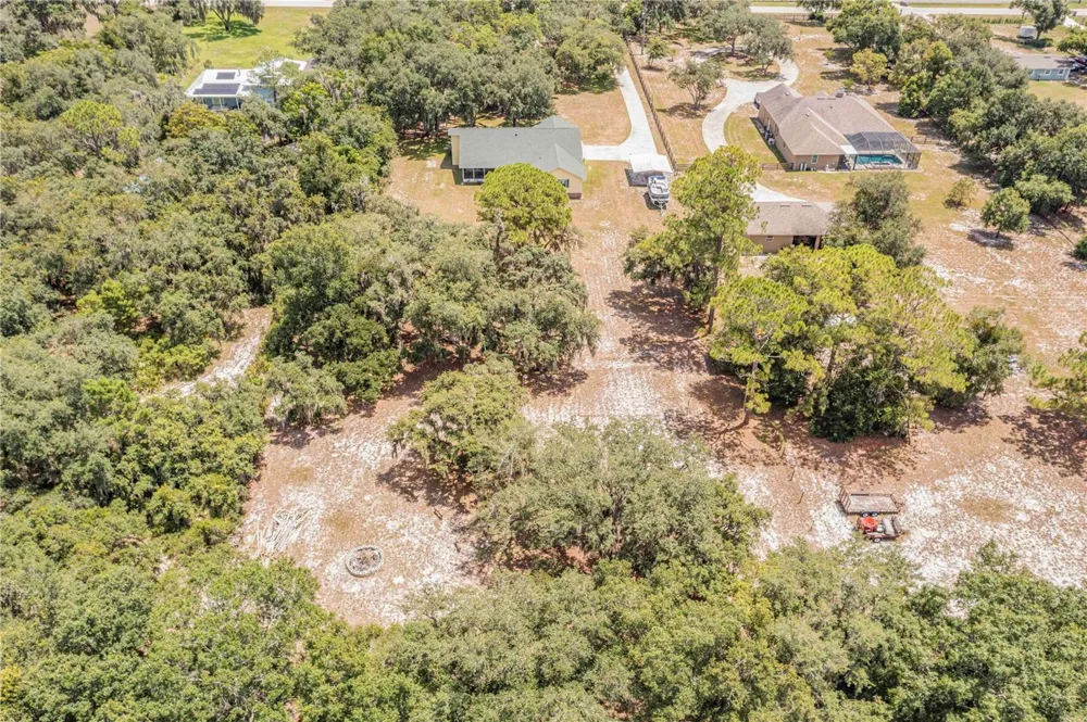 23 OAKWOOD RD Winter Haven, FL 33880