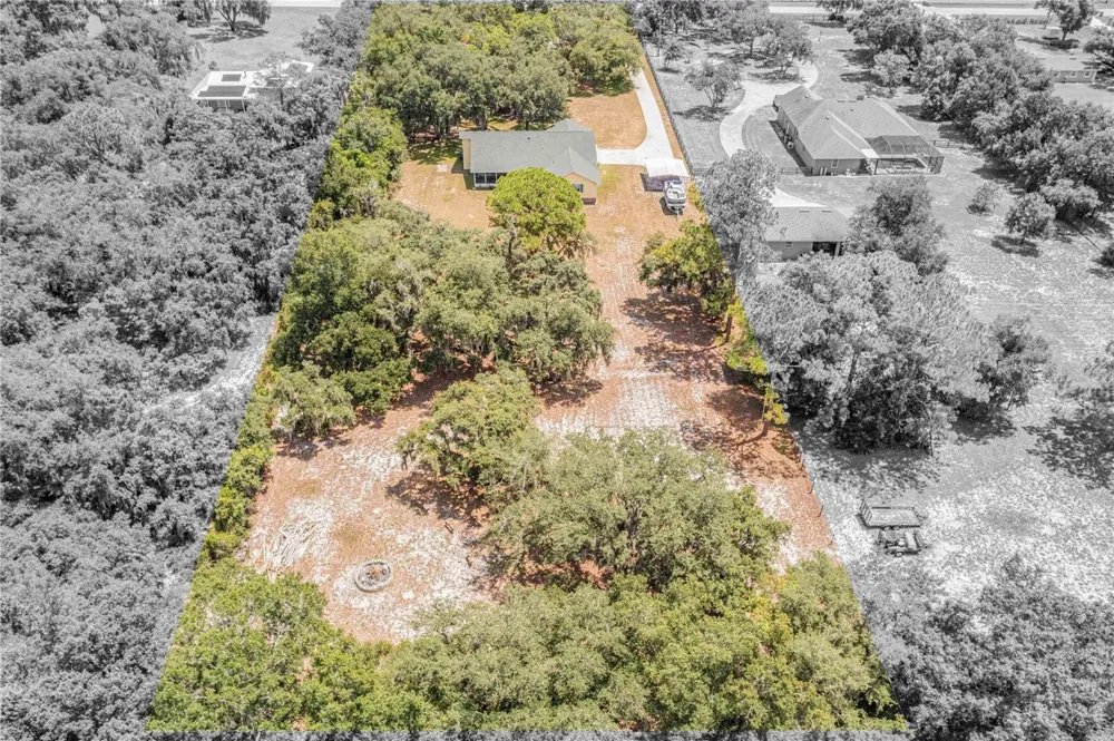 23 OAKWOOD RD Winter Haven, FL 33880