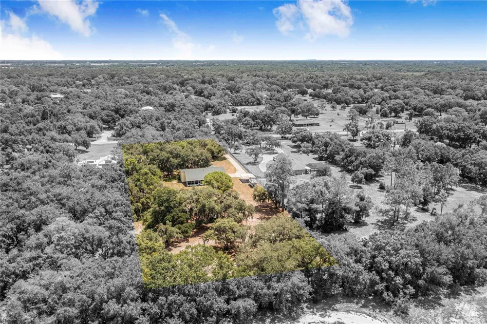 23 OAKWOOD RD Winter Haven, FL 33880