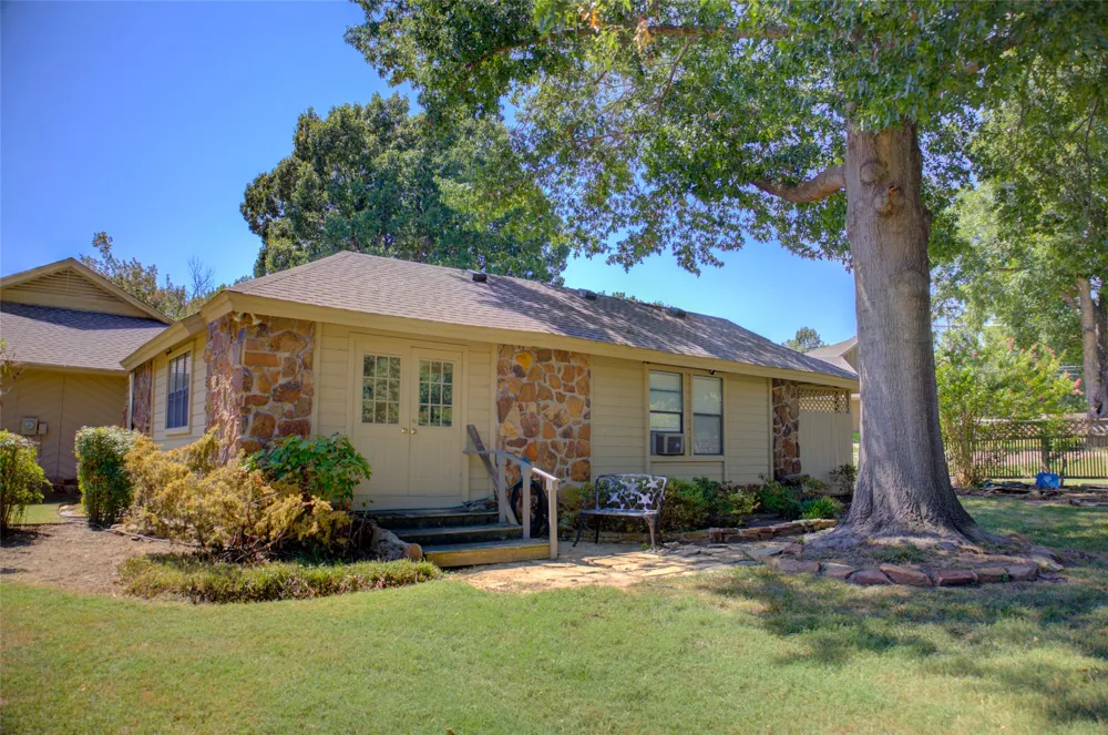 704 E Union Court Broken Arrow, OK 74011