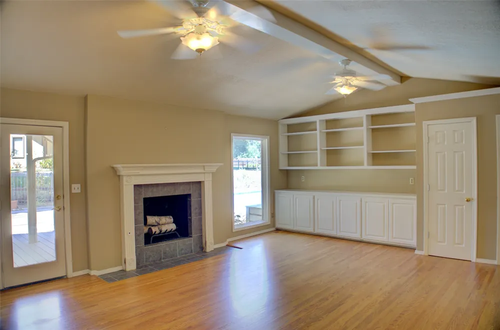 704 E Union Court Broken Arrow, OK 74011