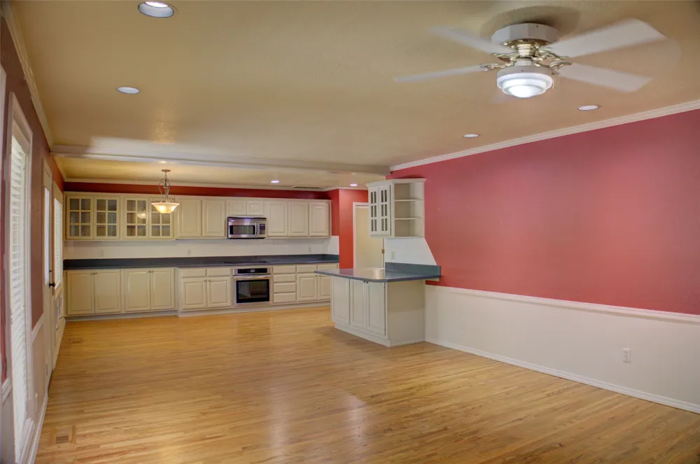 704 E Union Court Broken Arrow, OK 74011
