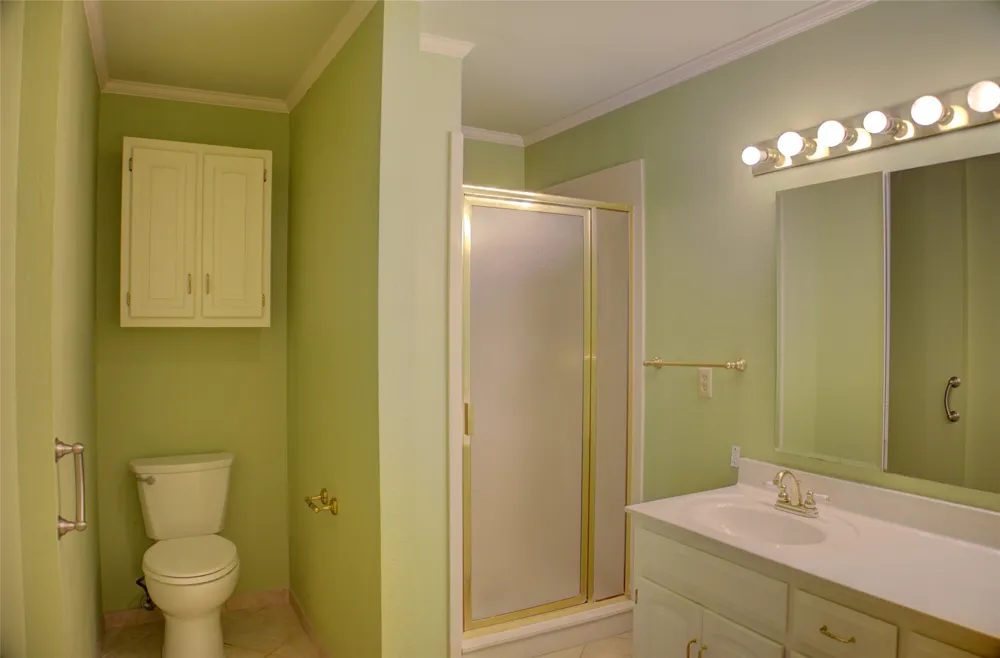 704 E Union Court Broken Arrow, OK 74011