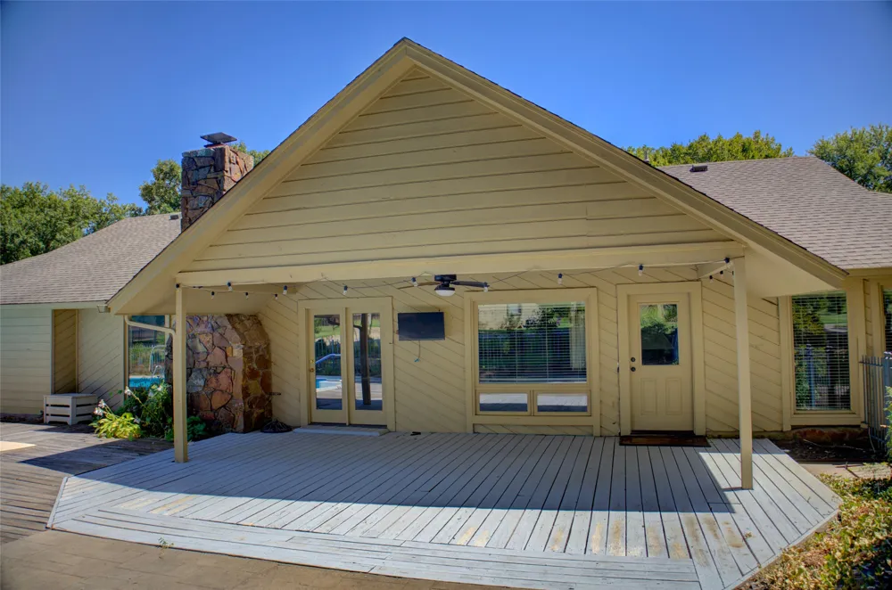 704 E Union Court Broken Arrow, OK 74011