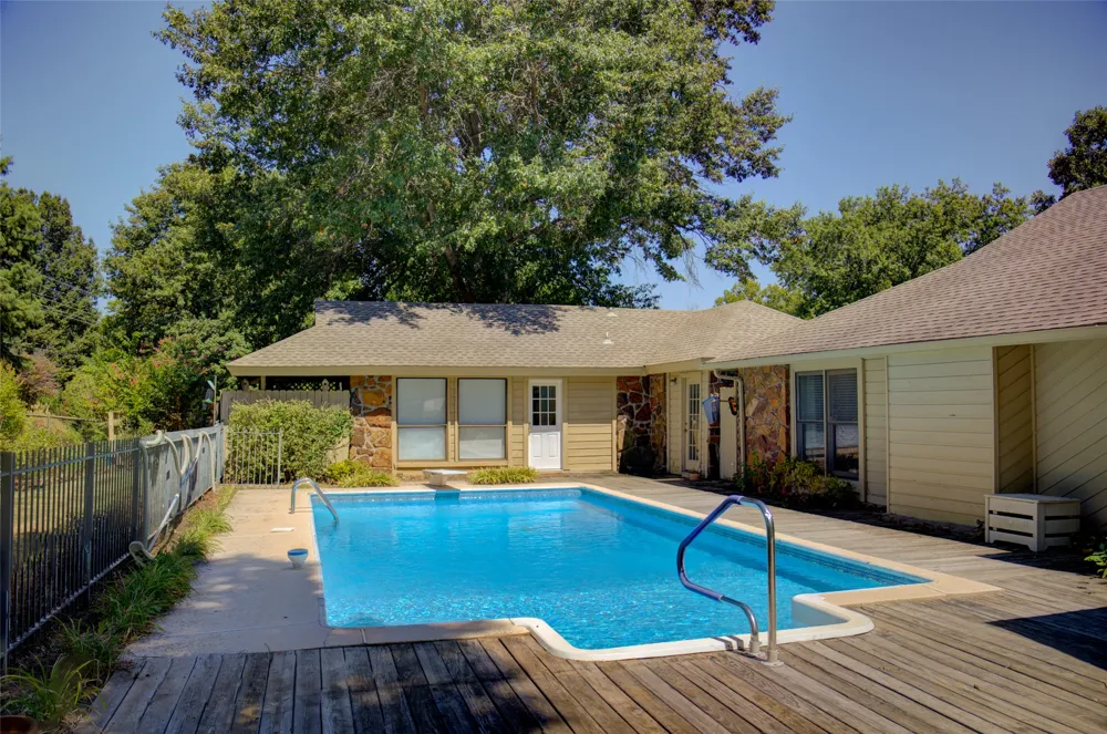 704 E Union Court Broken Arrow, OK 74011