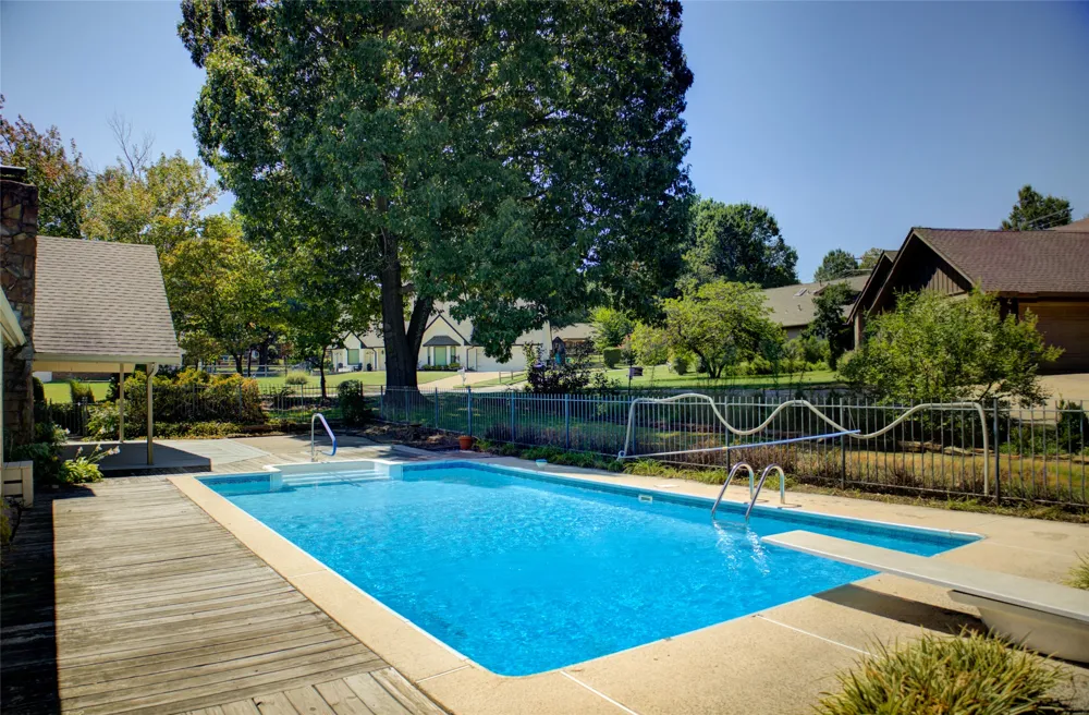 704 E Union Court Broken Arrow, OK 74011