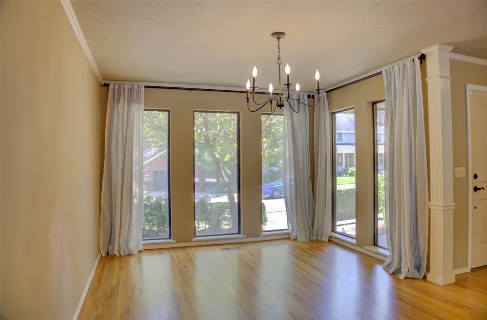 704 E Union Court Broken Arrow, OK 74011
