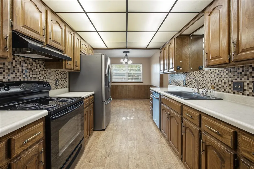 1024 Forest Place Jenks, OK 74037
