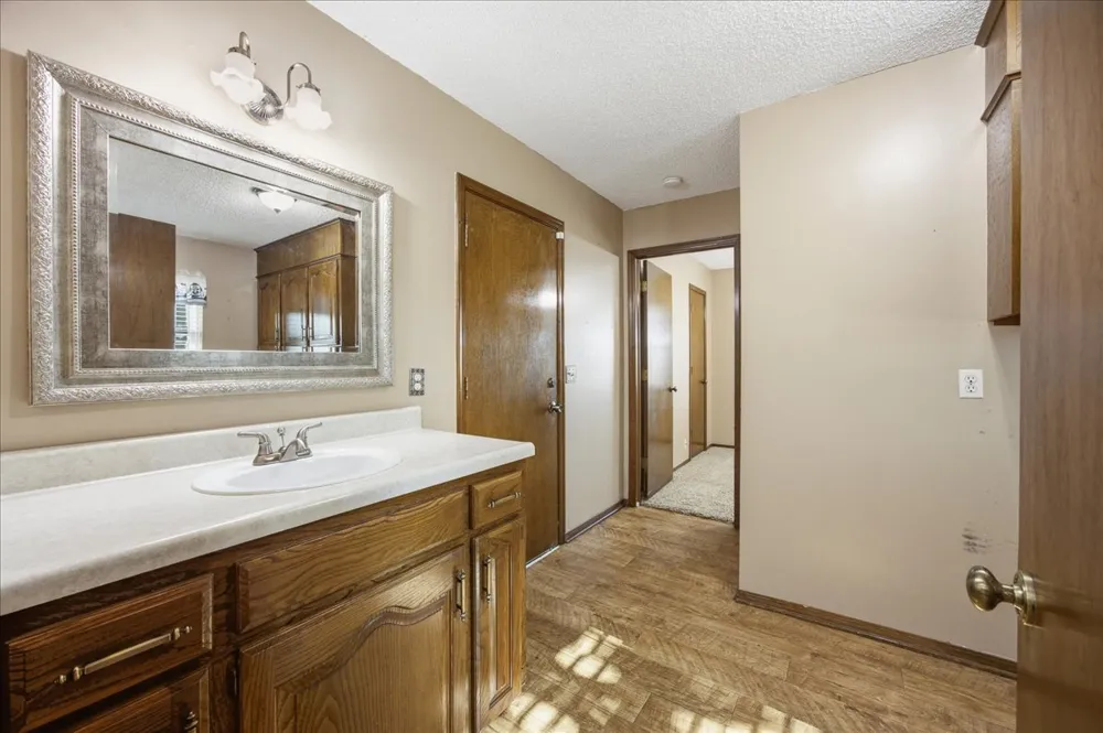 1024 Forest Place Jenks, OK 74037
