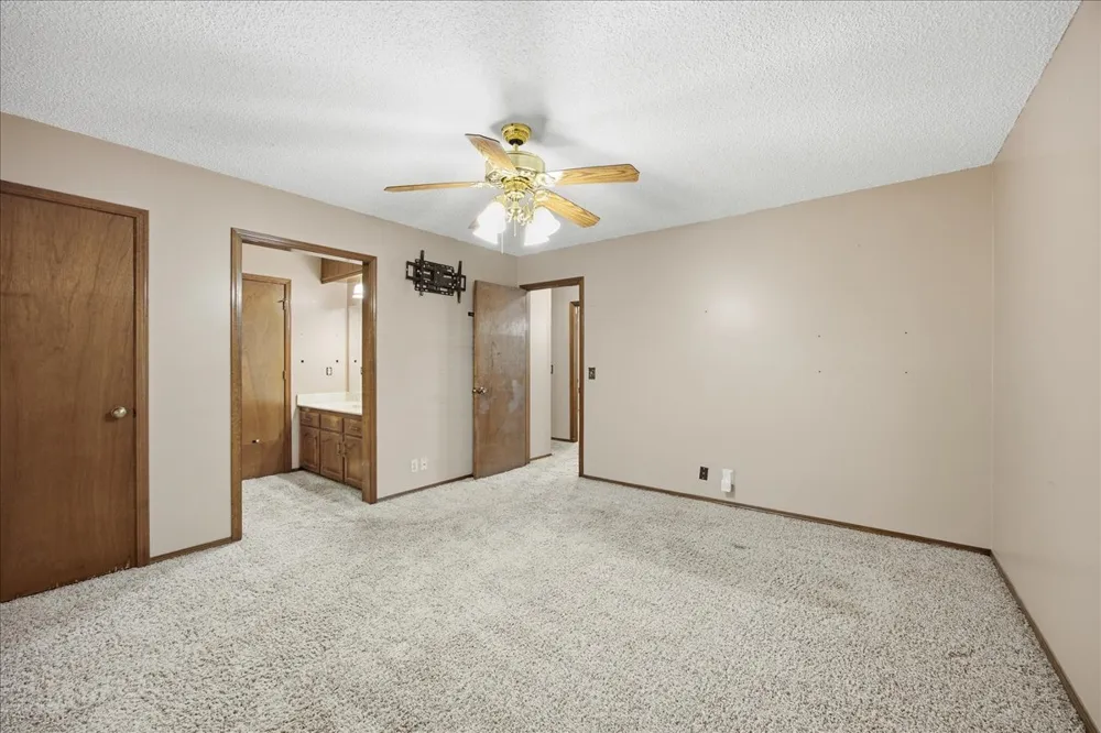1024 Forest Place Jenks, OK 74037