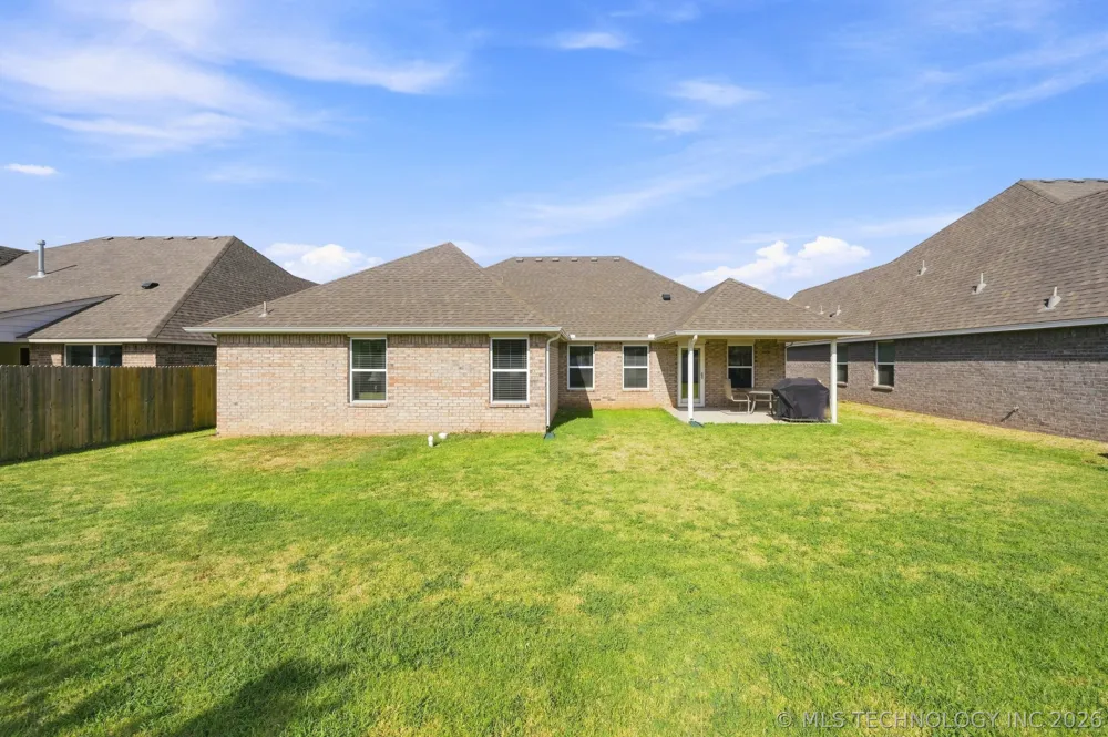 12323 S Oxford Avenue Bixby, OK 74008