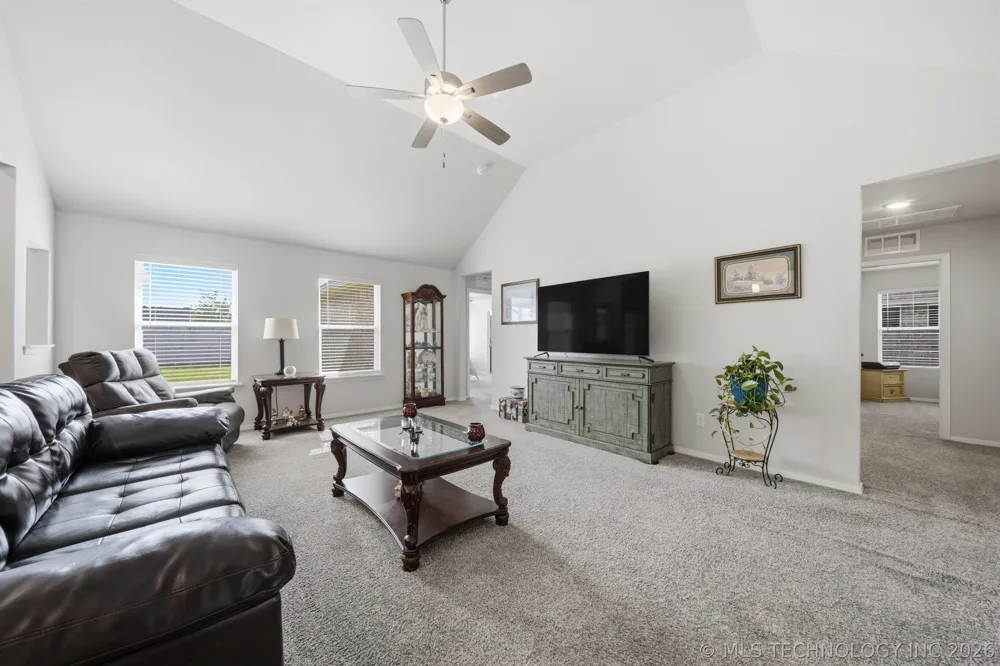 12323 S Oxford Avenue Bixby, OK 74008