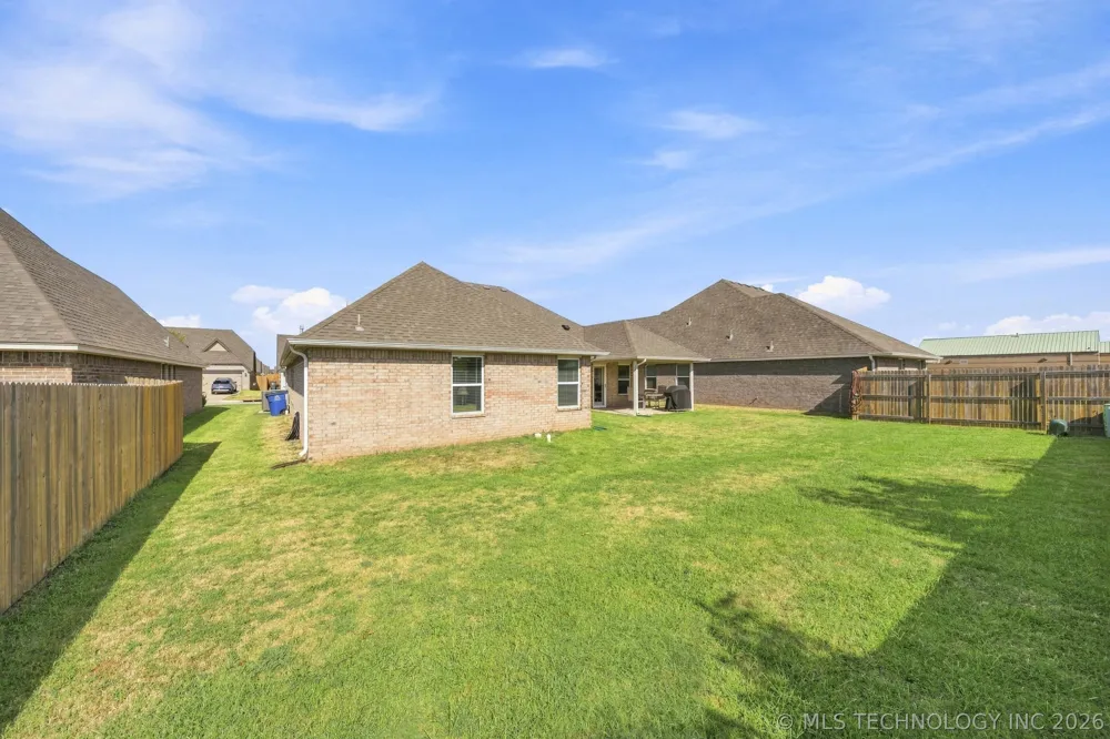 12323 S Oxford Avenue Bixby, OK 74008