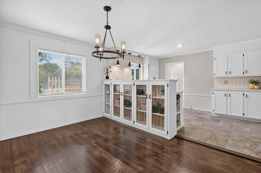 1237 S Maple Avenue Bartlesville, OK 74003