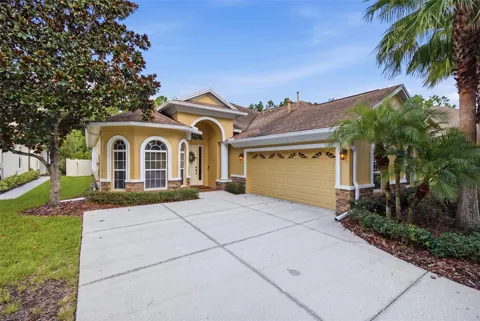2821 DEVONOAK BOULEVARD