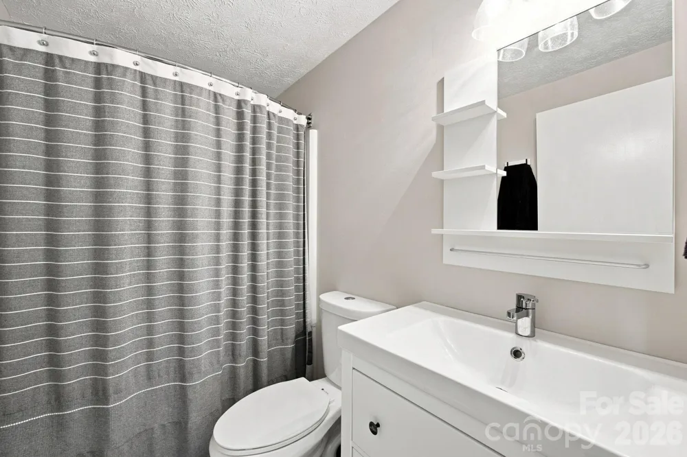 1217 Scaleybark Road #B Charlotte, NC 28209