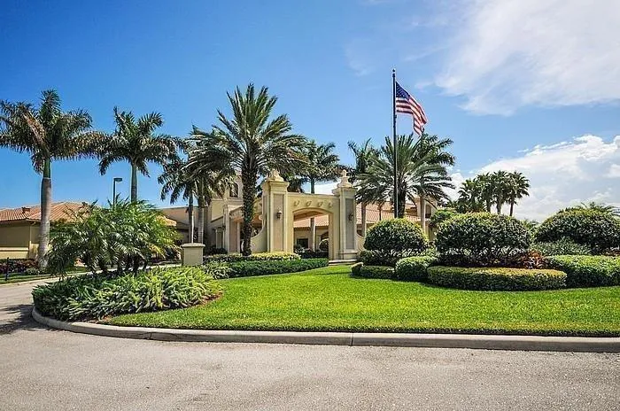 13031 Salinas Point Way Delray Beach, FL 33446