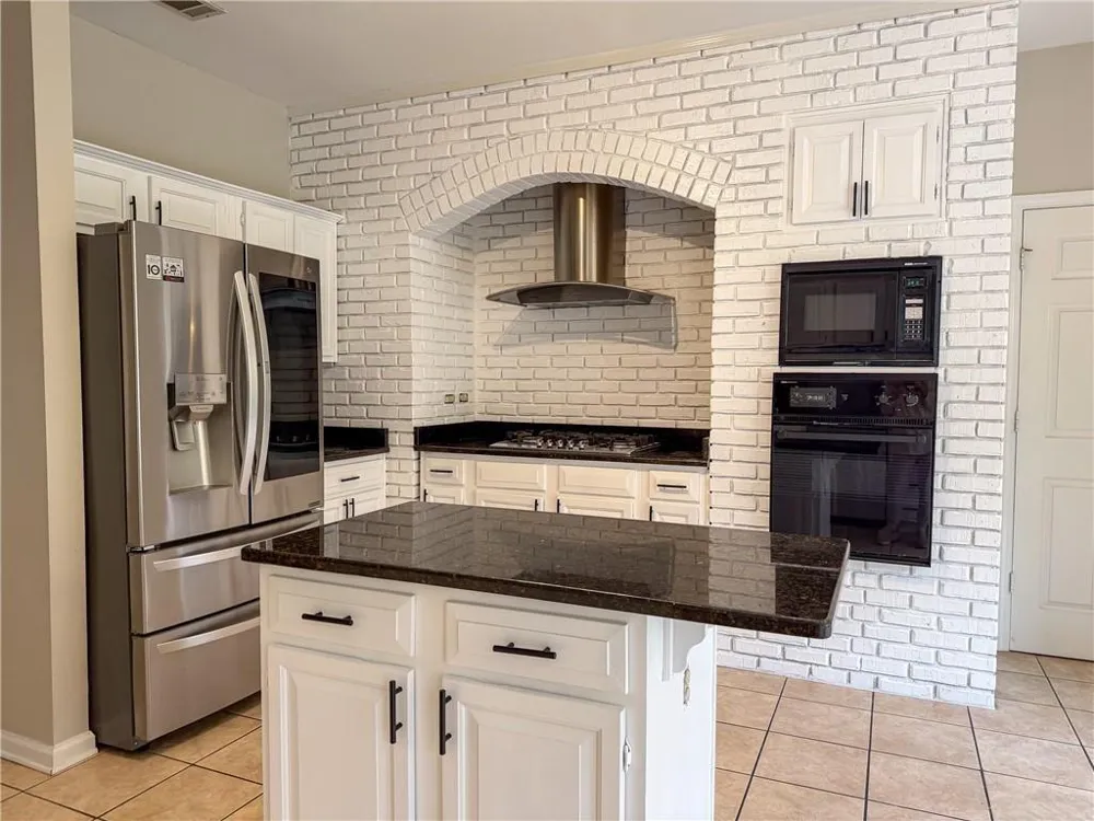 11295 Vedrines Drive Johns Creek, GA 30022