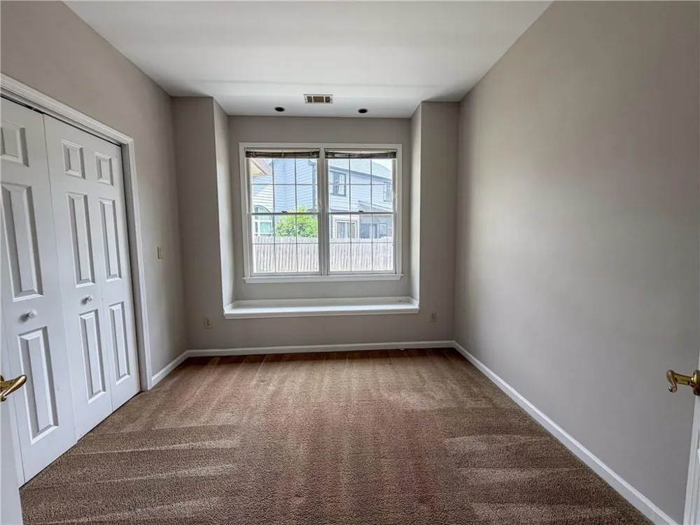 11295 Vedrines Drive Johns Creek, GA 30022