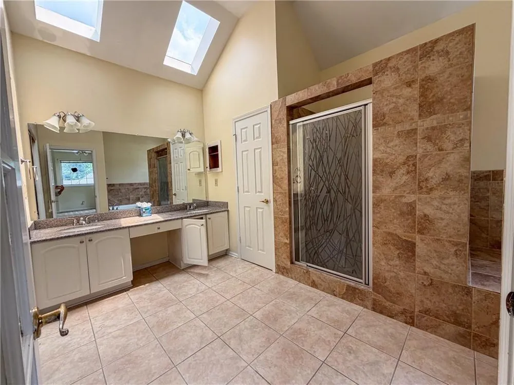 11295 Vedrines Drive Johns Creek, GA 30022