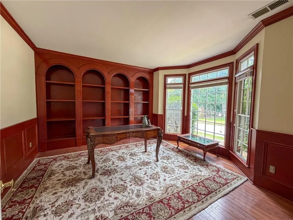 11295 Vedrines Drive Johns Creek, GA 30022