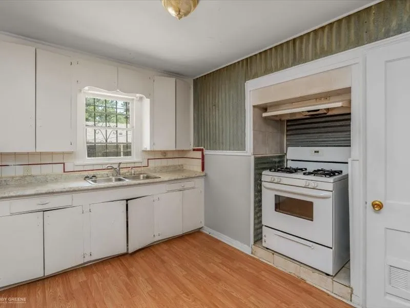 134 E Herndon Street Shreveport, LA 71101