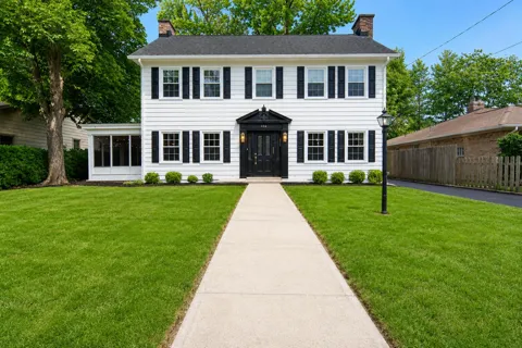 524 3 Mile Road NE