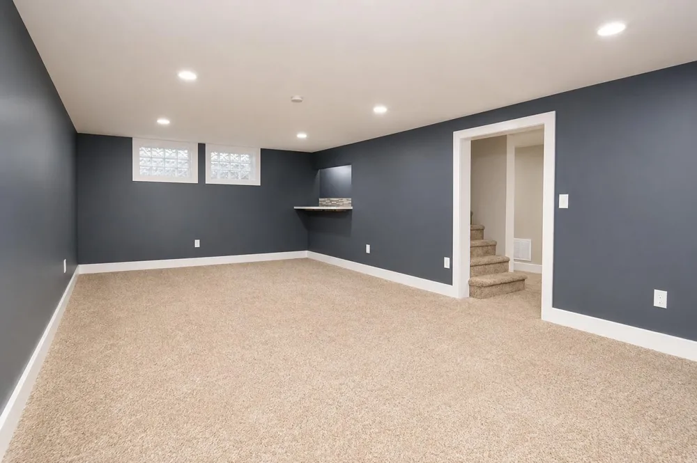 524 3 Mile Road NE Grand Rapids, MI 49505