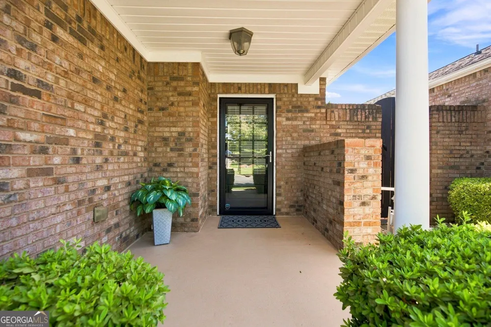 131 Countryside CT Woodstock, GA 30189