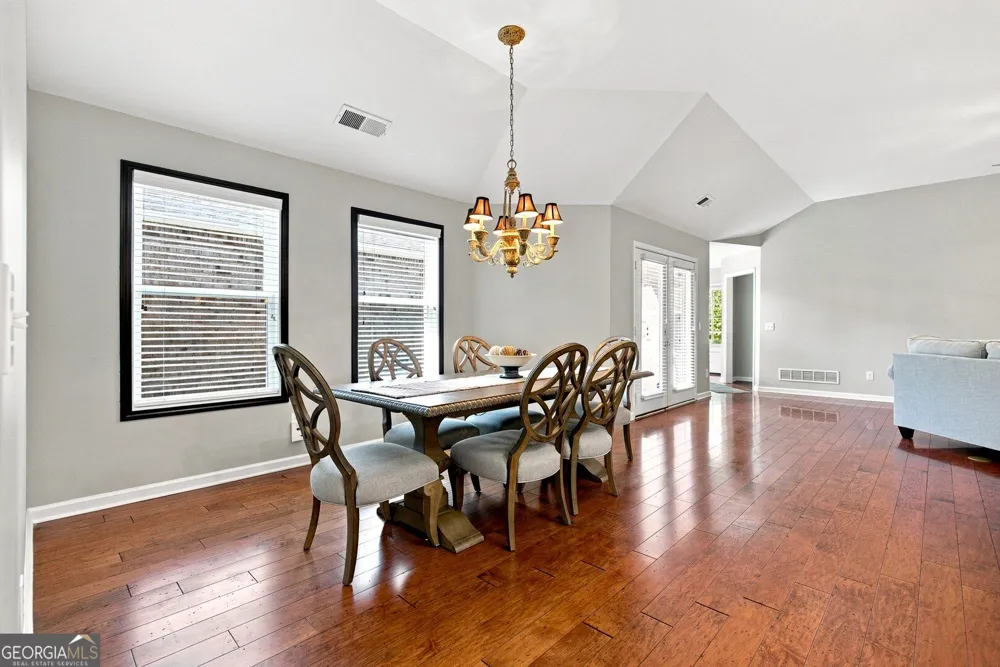 131 Countryside CT Woodstock, GA 30189