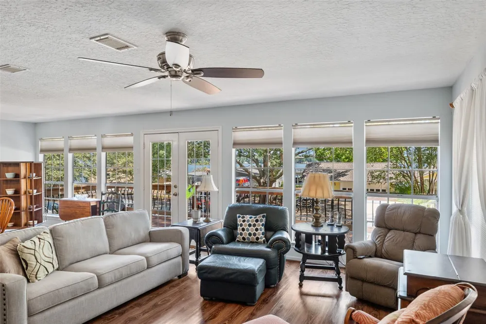 14219 Shadow Bay Drive #J Willis, TX 77318
