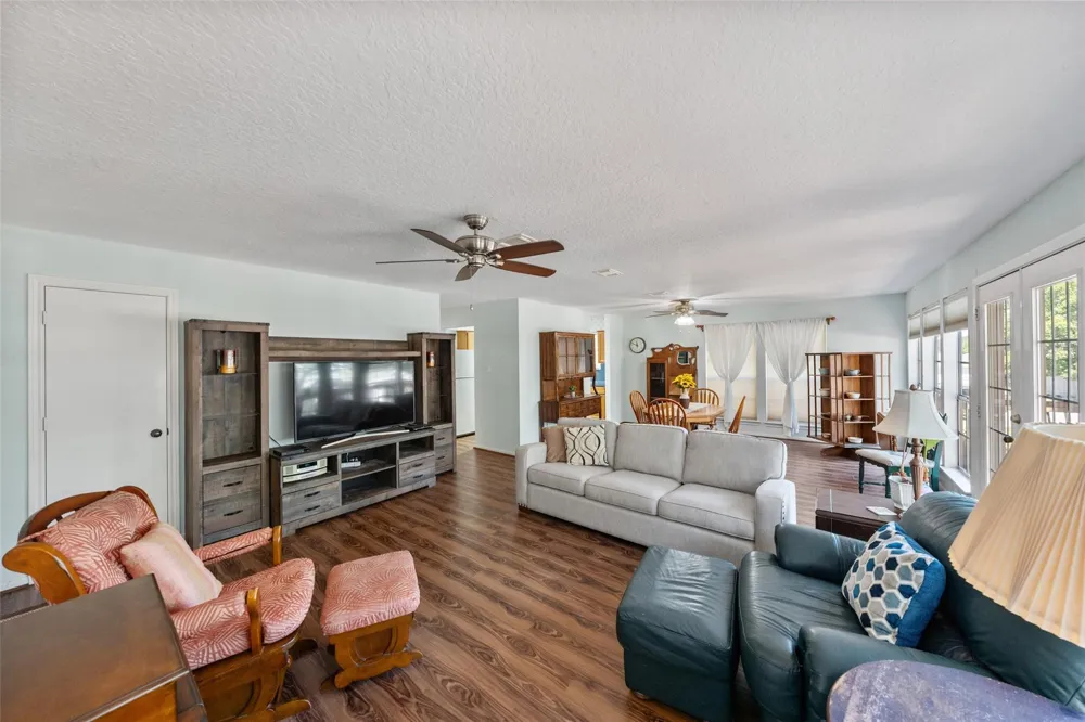 14219 Shadow Bay Drive #J Willis, TX 77318