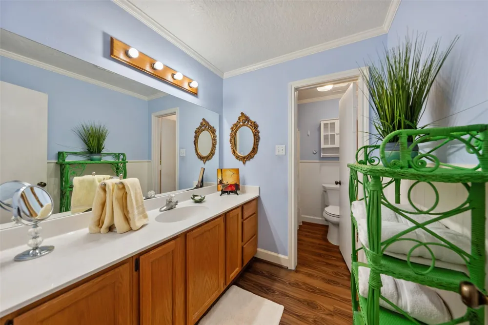14219 Shadow Bay Drive #J Willis, TX 77318