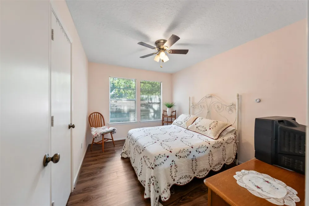 14219 Shadow Bay Drive #J Willis, TX 77318