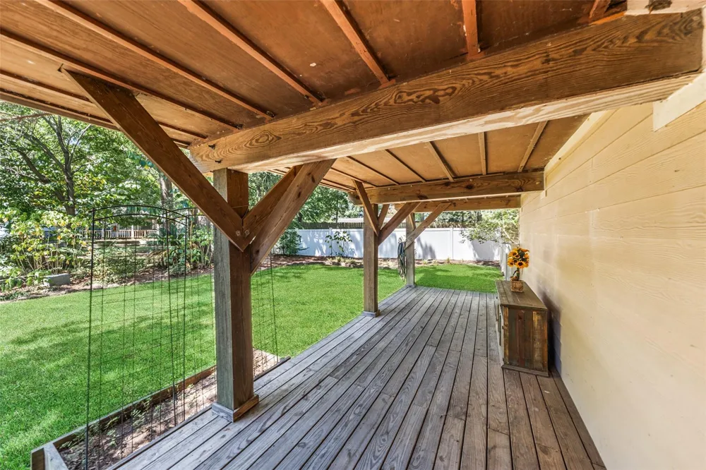 14219 Shadow Bay Drive #J Willis, TX 77318