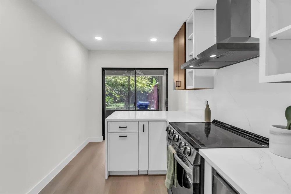 176 NW 106th Terrace Pembroke Pines, FL 33026
