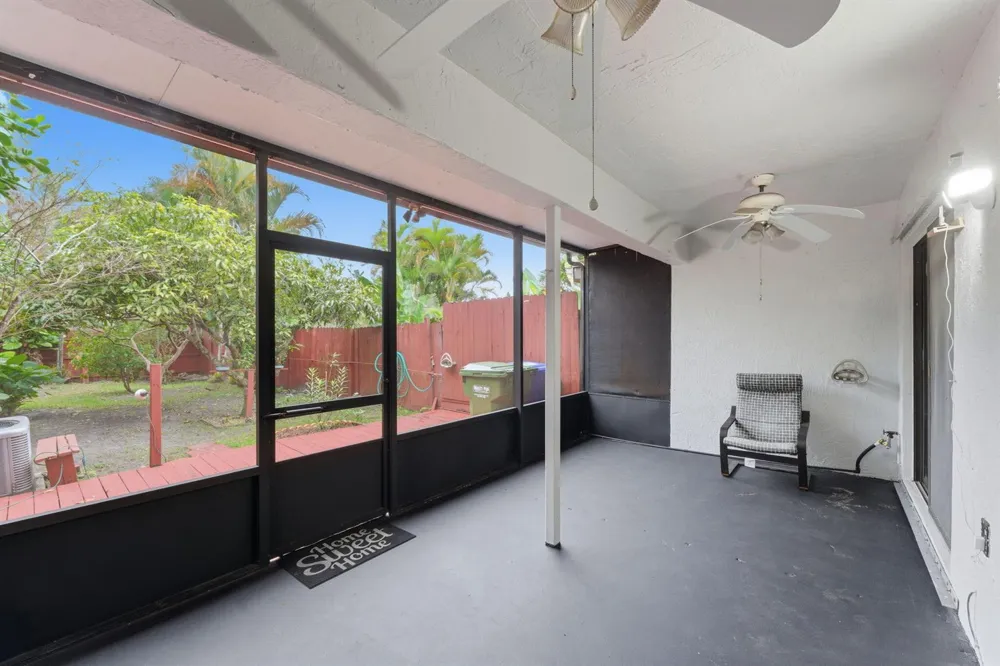 176 NW 106th Terrace Pembroke Pines, FL 33026