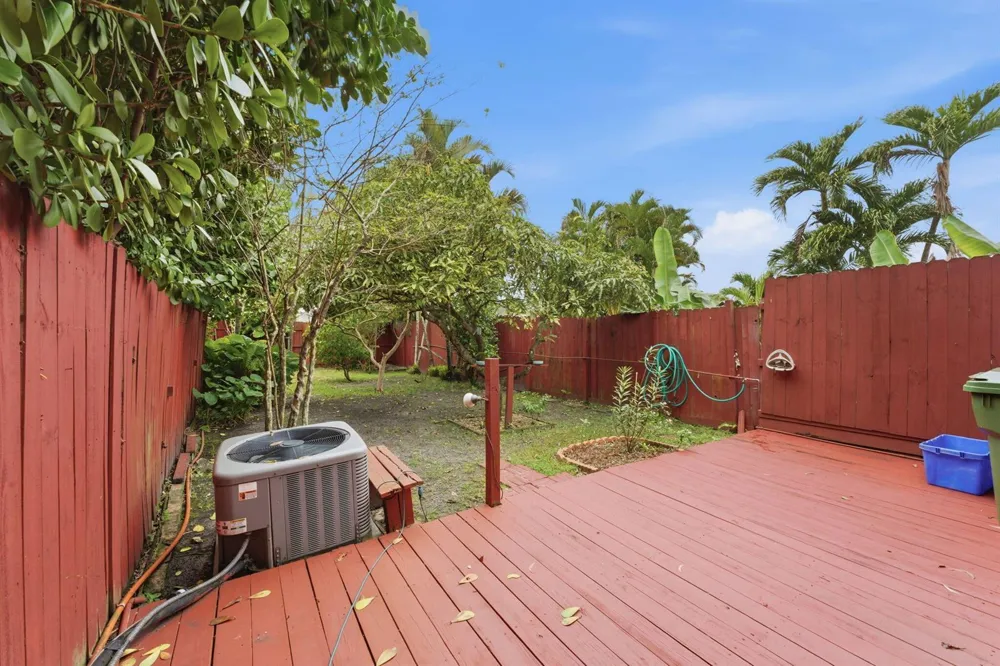 176 NW 106th Terrace Pembroke Pines, FL 33026