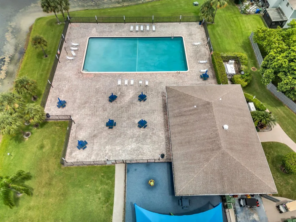176 NW 106th Terrace Pembroke Pines, FL 33026
