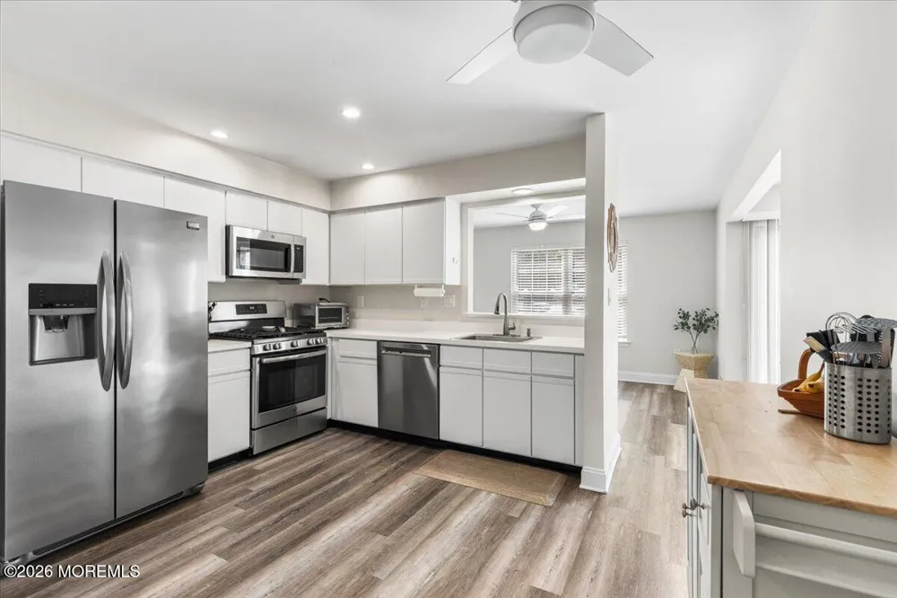 202 Century Way Manalapan, NJ 07726