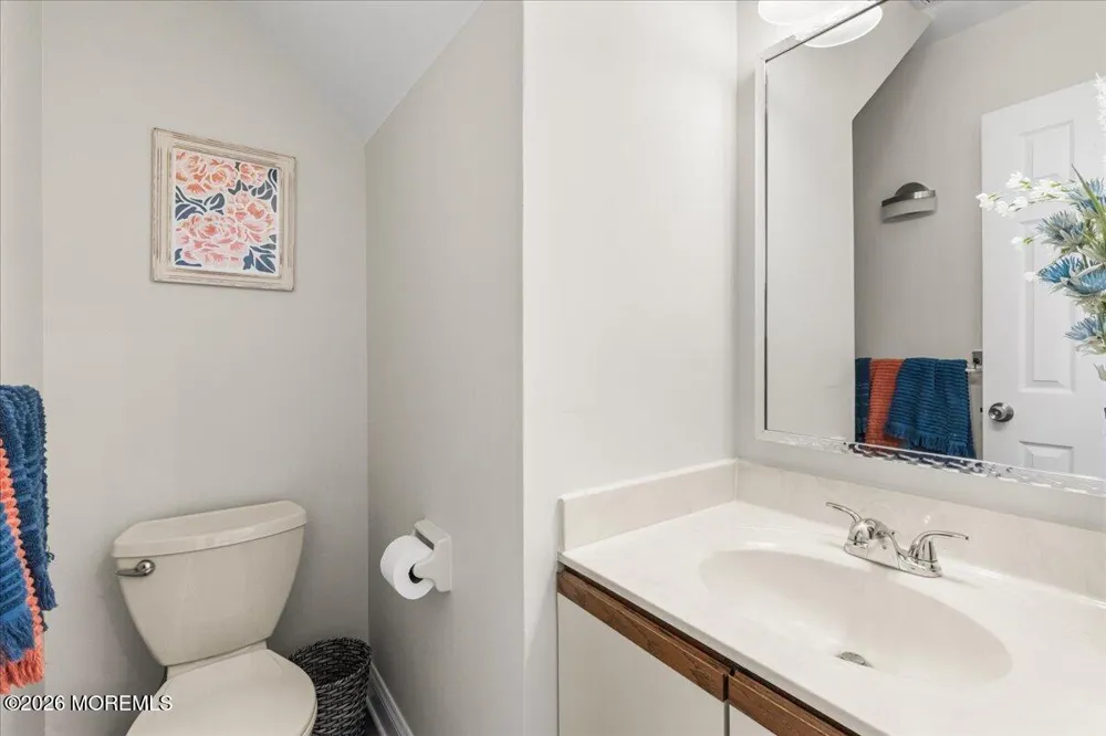 202 Century Way Manalapan, NJ 07726