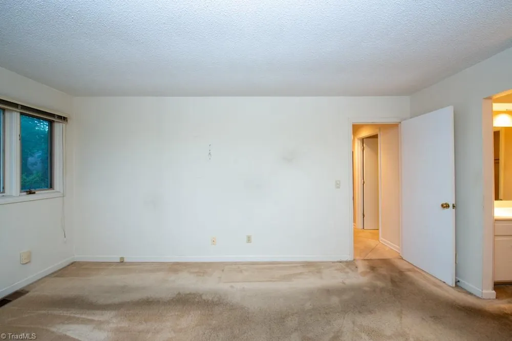 1943 A Eastchester Drive High Point, NC 27265