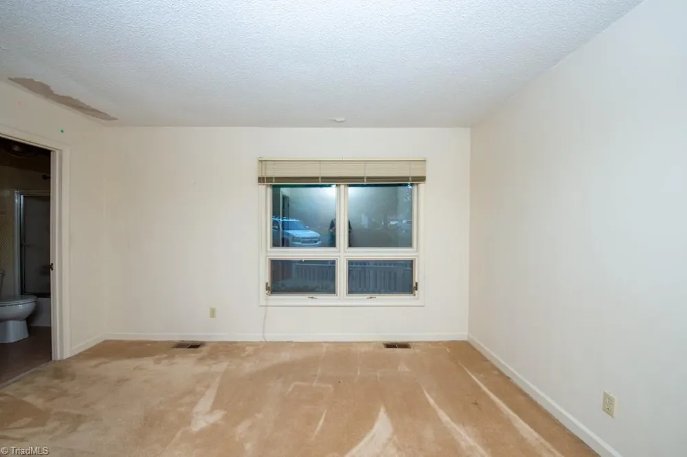 1943 A Eastchester Drive High Point, NC 27265