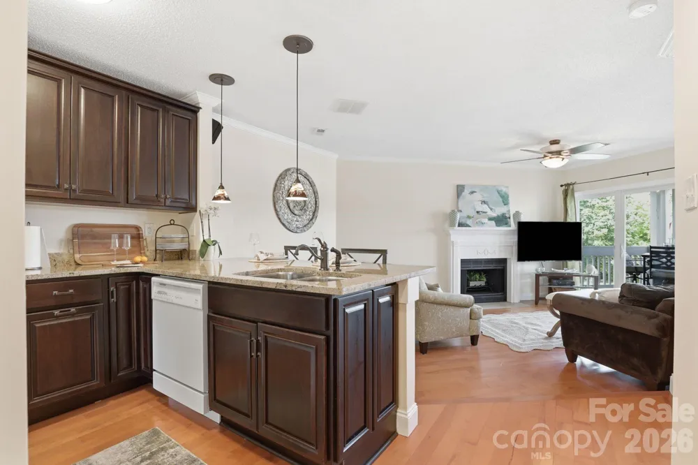 2135 Regatta Lane #311 Denver, NC 28037