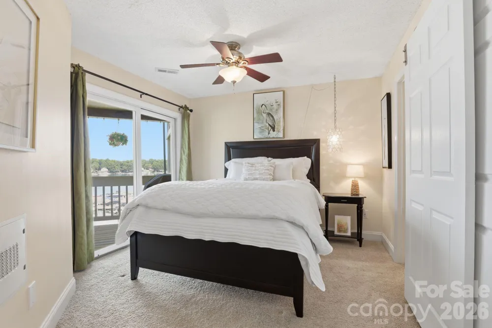 2135 Regatta Lane #311 Denver, NC 28037