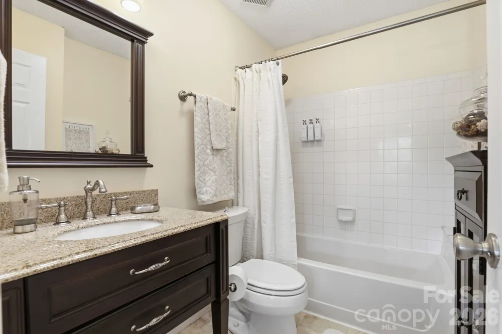 2135 Regatta Lane #311 Denver, NC 28037