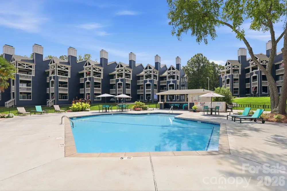 2135 Regatta Lane #311 Denver, NC 28037